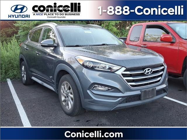 2017 Hyundai TUCSON SE Plus