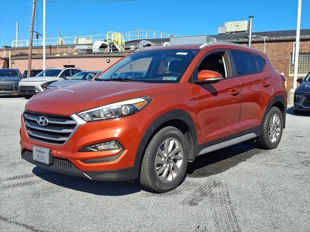 2017 Hyundai TUCSON SE Plus — photo 1 of 13