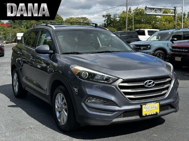 2016 Hyundai TUCSON SE