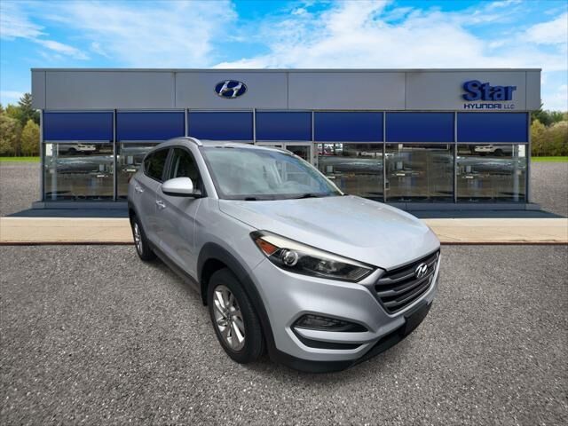 2017 Hyundai TUCSON SE — photo 1 of 13