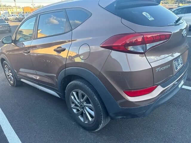 2017 Hyundai TUCSON SE