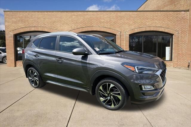 2020 Hyundai TUCSON Sport — photo 1 of 13