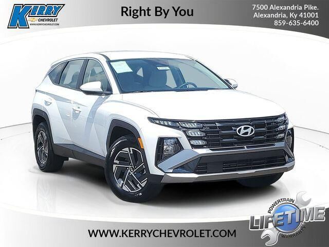 2026 Hyundai TUCSON Hybrid Blue SE