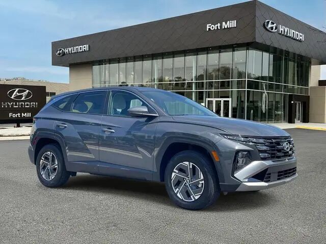 2026 Hyundai TUCSON Hybrid Blue SE — photo 1 of 13