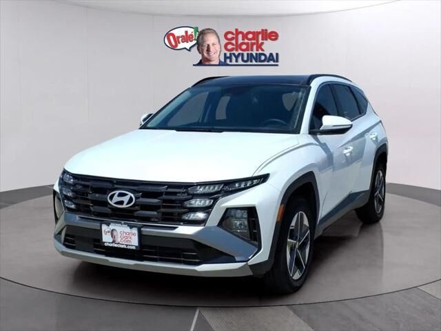 2025 Hyundai TUCSON Hybrid SEL Convenience — photo 1 of 13