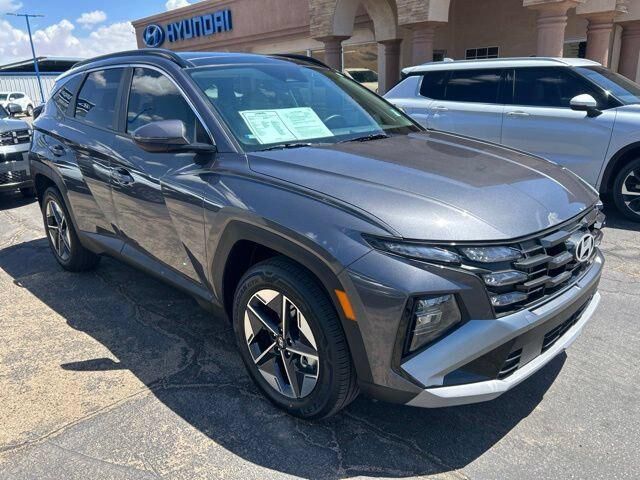 2025 Hyundai TUCSON Hybrid SEL Convenience — photo 1 of 13