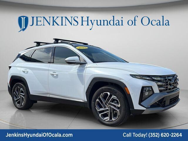 2025 Hyundai TUCSON Hybrid Limited — photo 1 of 6
