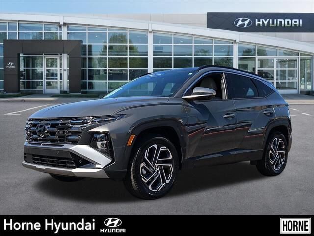 2026 Hyundai TUCSON Hybrid Limited — photo 1 of 2