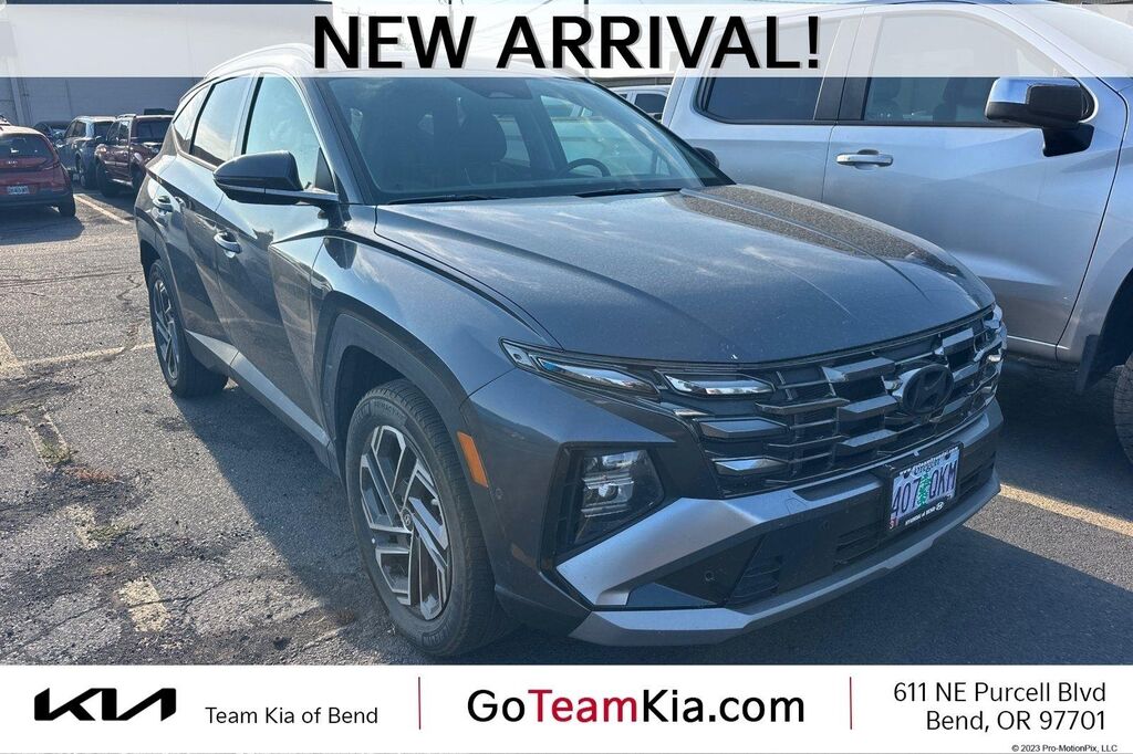 2025 Hyundai TUCSON Hybrid Limited — photo 1 of 12