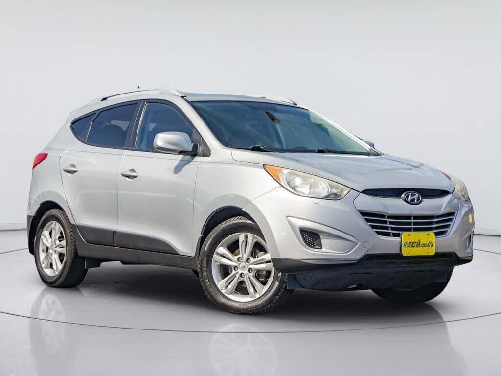2011 Hyundai TUCSON GLS — photo 1 of 1