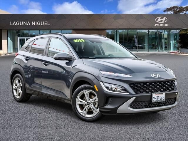 2023 Hyundai KONA SEL — photo 1 of 2