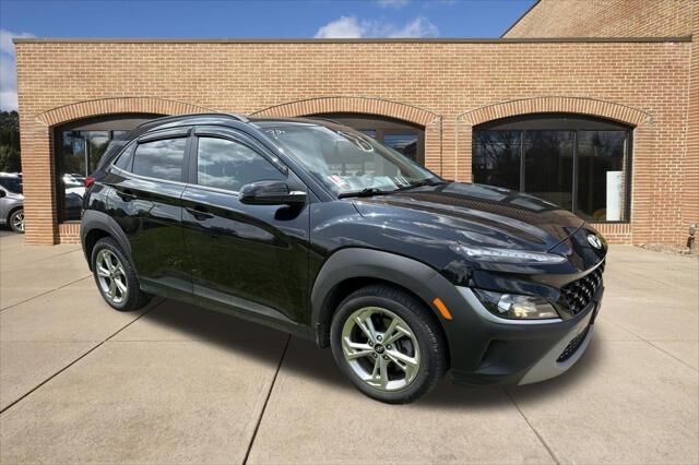 2022 Hyundai KONA SEL — photo 1 of 12