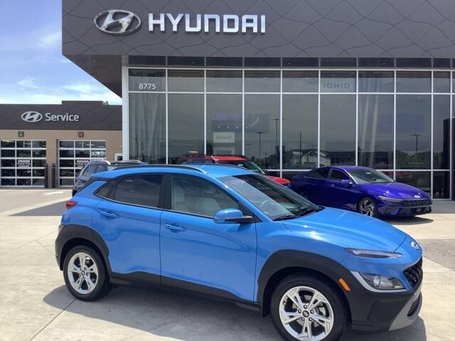 2022 Hyundai KONA SEL