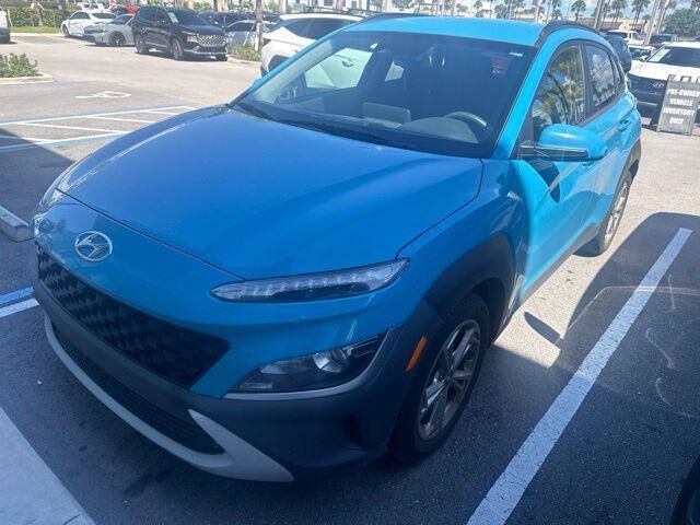 2022 Hyundai KONA SEL