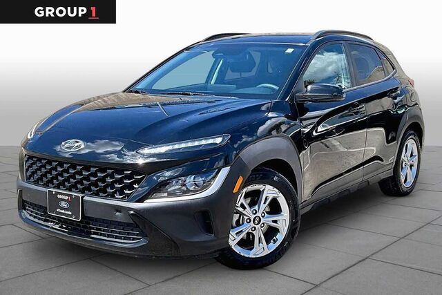 2022 Hyundai KONA SEL