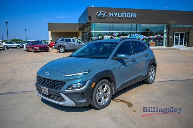 2022 Hyundai KONA SEL