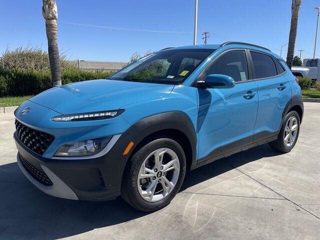 2022 Hyundai KONA SEL