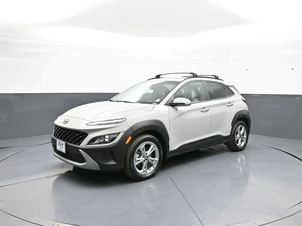 2023 Hyundai KONA SEL — photo 1 of 13
