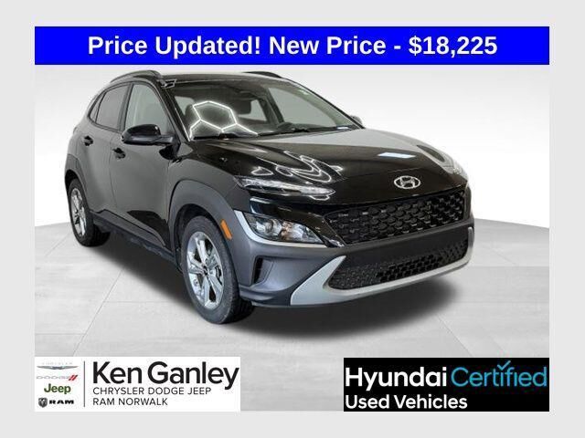 2022 Hyundai KONA SEL