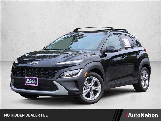 2023 Hyundai KONA SEL — photo 1 of 2