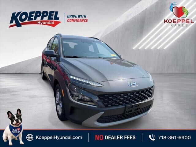 2023 Hyundai KONA SEL — photo 1 of 2