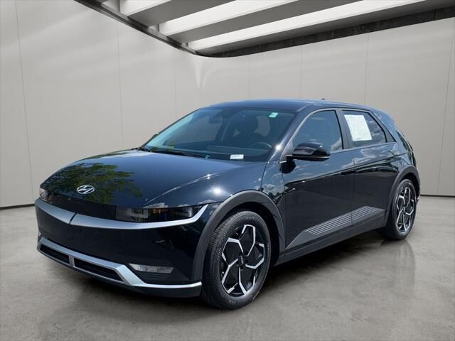 2023 Hyundai IONIQ 5 SE — photo 1 of 13