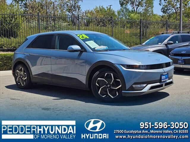 2024 Hyundai IONIQ 5 SE — photo 1 of 2