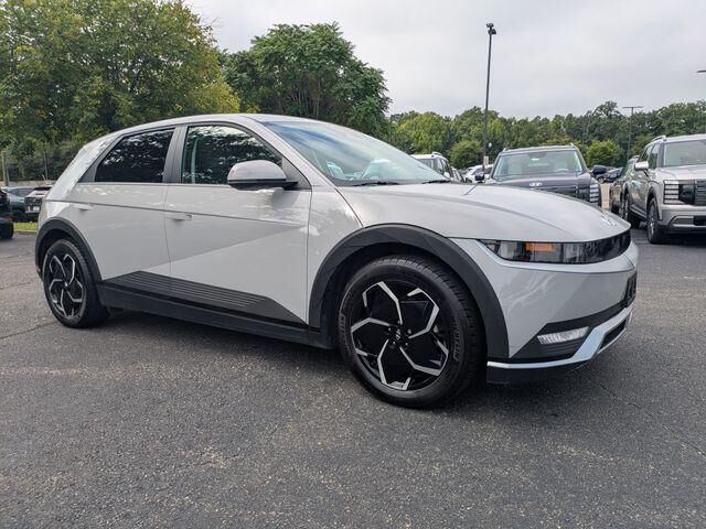 2023 Hyundai IONIQ 5 SE — photo 1 of 13