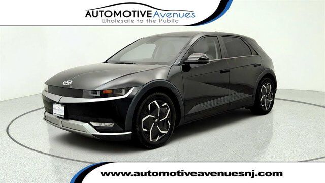 2023 Hyundai IONIQ 5 SEL — photo 1 of 13
