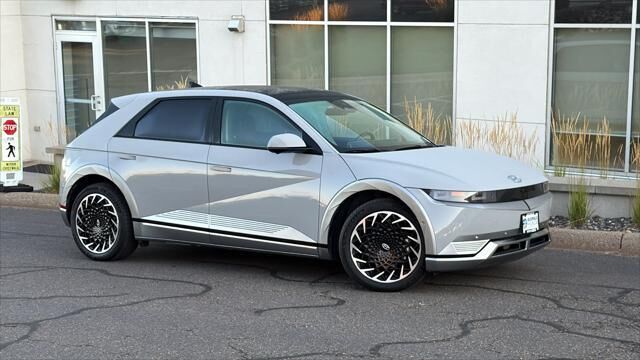 2023 Hyundai IONIQ 5 Limited — photo 1 of 3