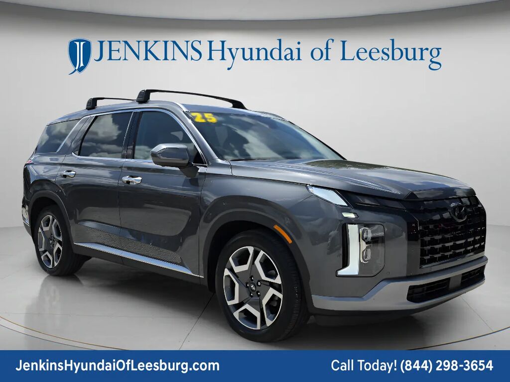 2025 Hyundai PALISADE SEL Premium — photo 1 of 13