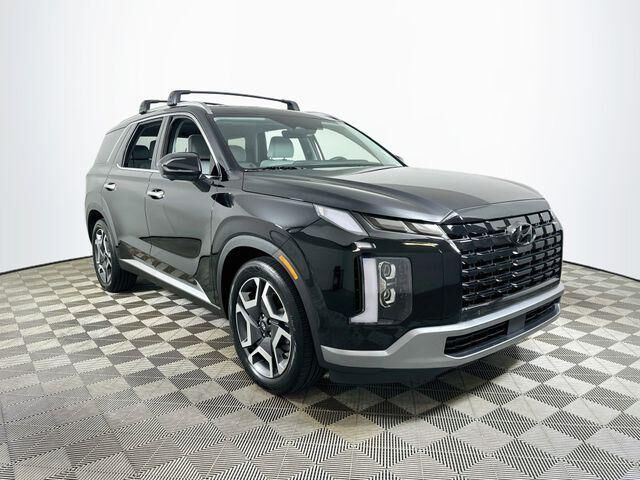 2025 Hyundai PALISADE SEL Premium — photo 1 of 13