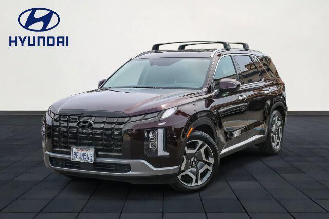 2023 Hyundai PALISADE Limited — photo 1 of 13