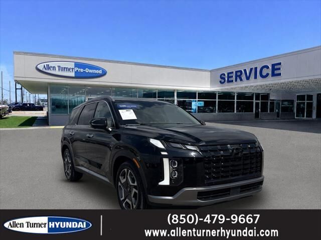 2023 Hyundai PALISADE Limited — photo 1 of 13