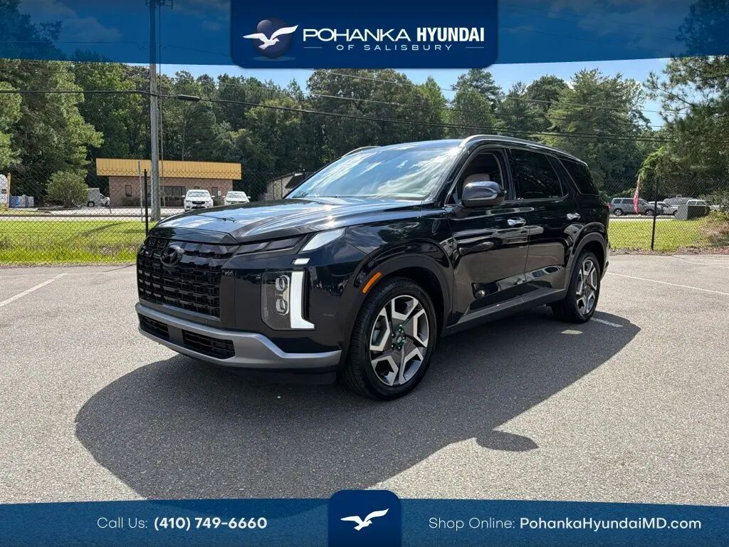 2024 Hyundai PALISADE Limited — photo 1 of 13