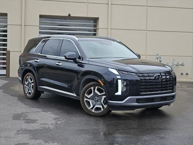 2025 Hyundai PALISADE Limited — photo 1 of 1