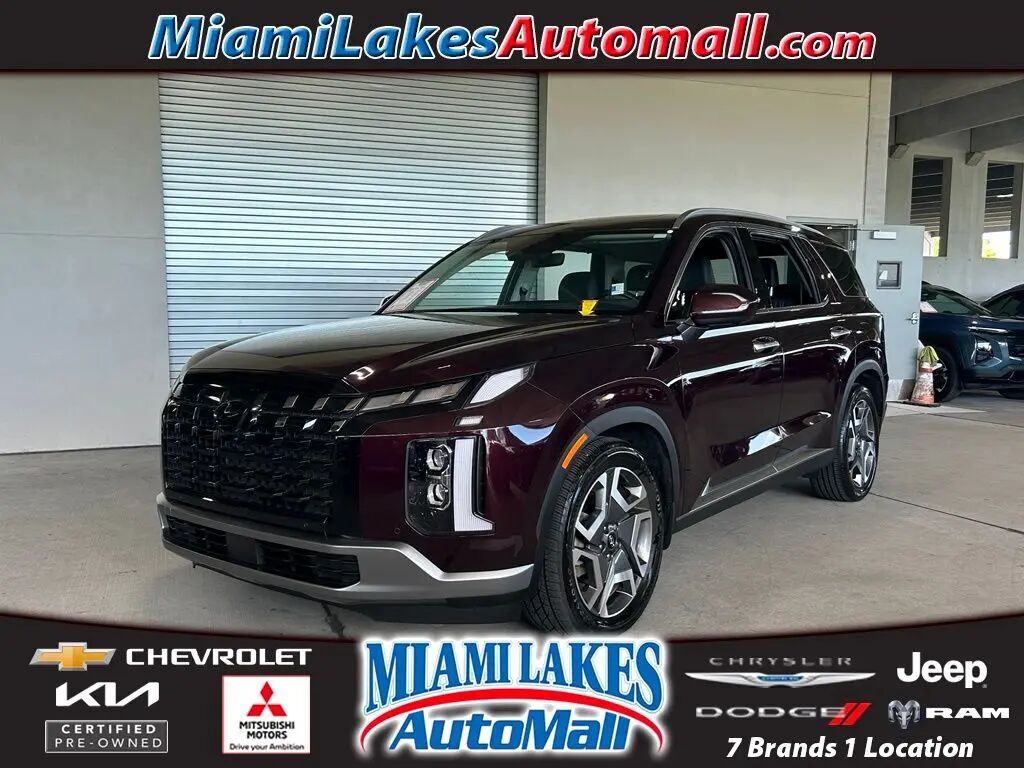 2024 Hyundai PALISADE Limited — photo 1 of 13