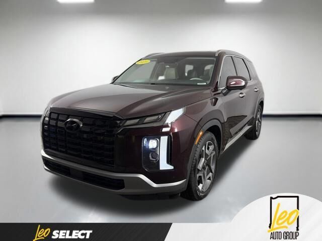 2023 Hyundai PALISADE Limited — photo 1 of 12