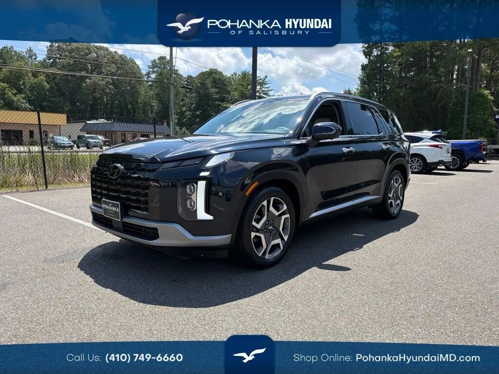 2024 Hyundai PALISADE Limited — photo 1 of 13