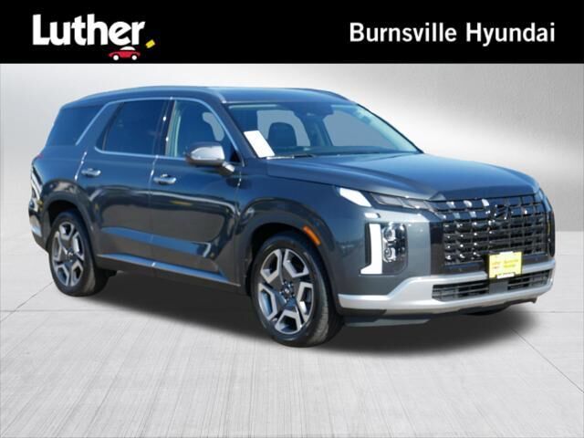2024 Hyundai PALISADE Limited — photo 1 of 13