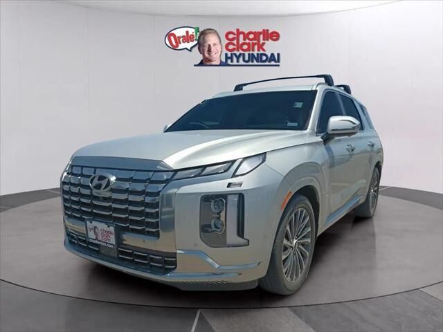 2023 Hyundai PALISADE Calligraphy — photo 1 of 6