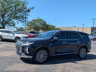 2024 Hyundai PALISADE Calligraphy — photo 1 of 13
