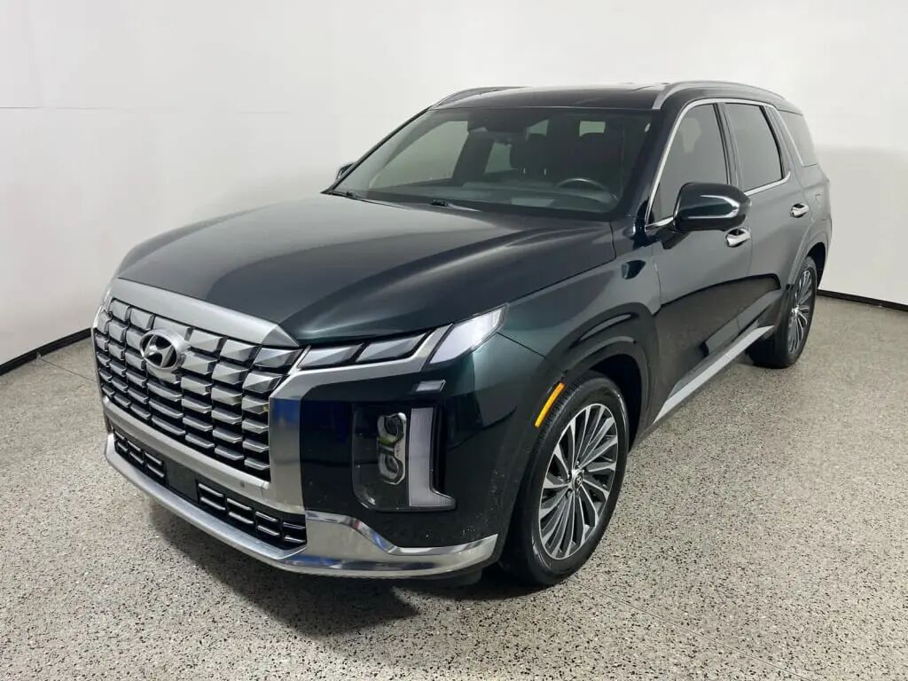 2024 Hyundai PALISADE Calligraphy — photo 1 of 13