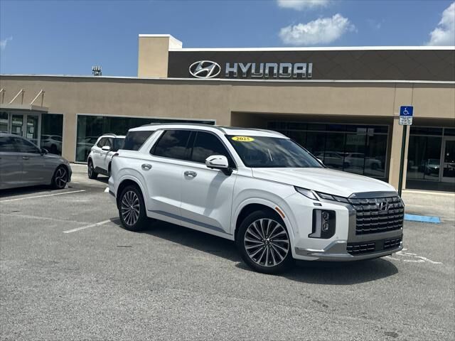 2025 Hyundai PALISADE Calligraphy — photo 1 of 13