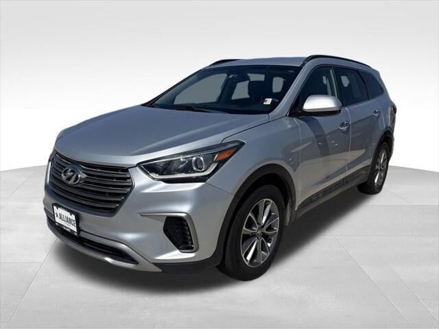 2018 Hyundai SANTA FE SE