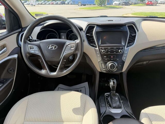 2018 Hyundai Santa Fe SE