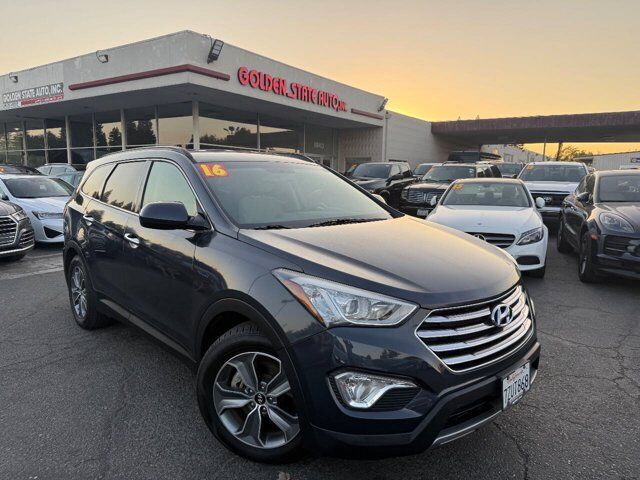 2016 Hyundai Santa Fe SE