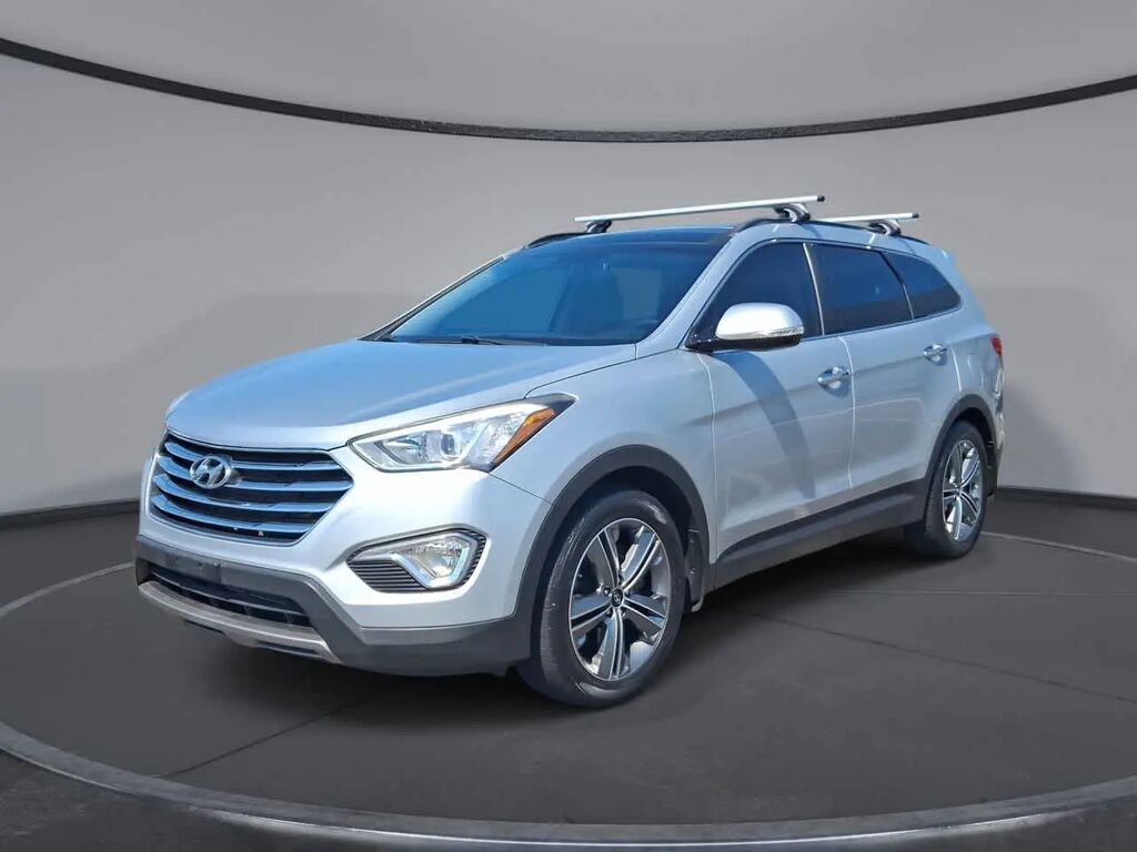 2016 Hyundai SANTA FE SE — photo 1 of 13