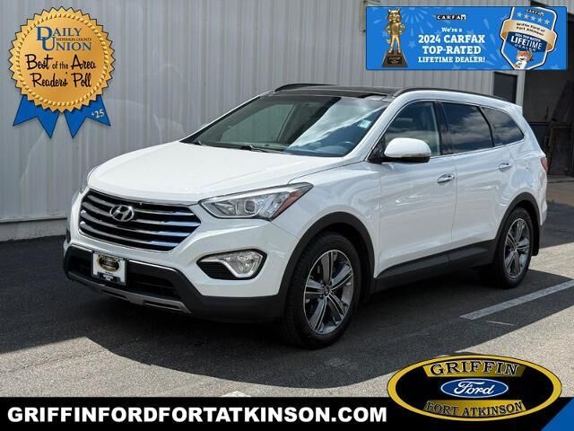 2016 Hyundai SANTA FE SE