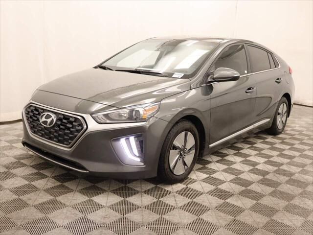 2022 Hyundai IONIQ Hybrid SE